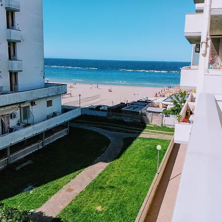 Casa *